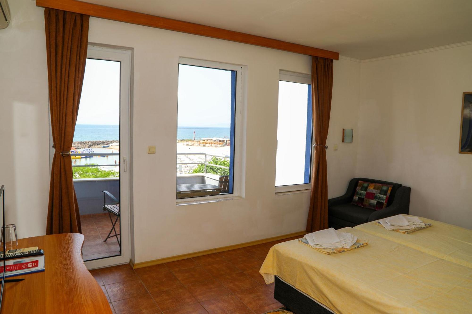 Hotel Sofia Beach Nesebar Ngoại thất bức ảnh