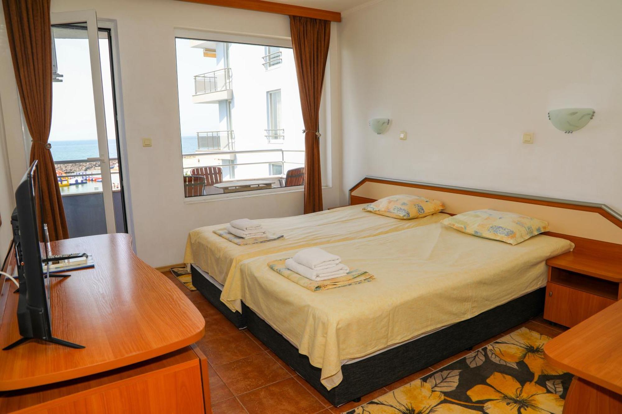Hotel Sofia Beach Nesebar Ngoại thất bức ảnh